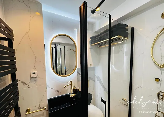 Paris Parc Monceau Hotel Suite Flat